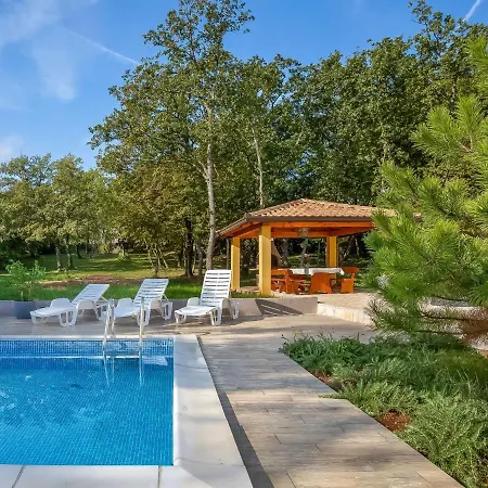 Holiday Fileona Casa vacanze Raša